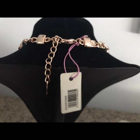 NWT purchased in Italy , costume necklace - Picture 2 of 3